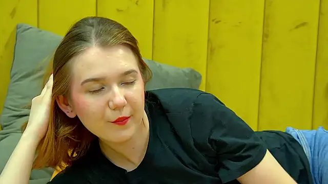 LessySmith online show from October 18, 2025, 4:20 pm