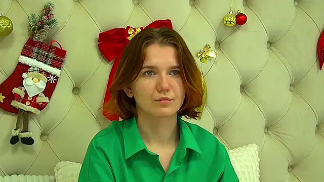 LessySmith online show from December 22, 2025, 4:34 am