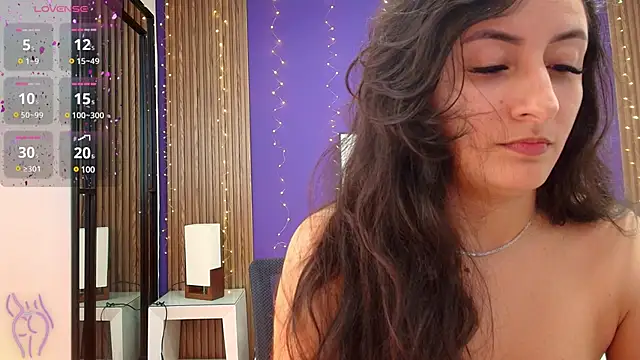 alina martinelli online show from March 18, 2025, 4:28 pm