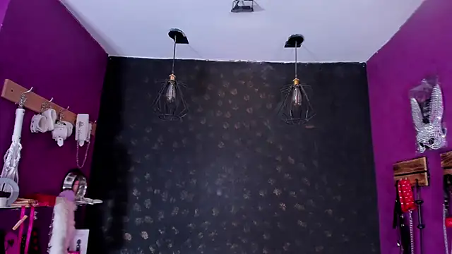 Alexa Slave online show from October 20, 2025, 7:36 pm