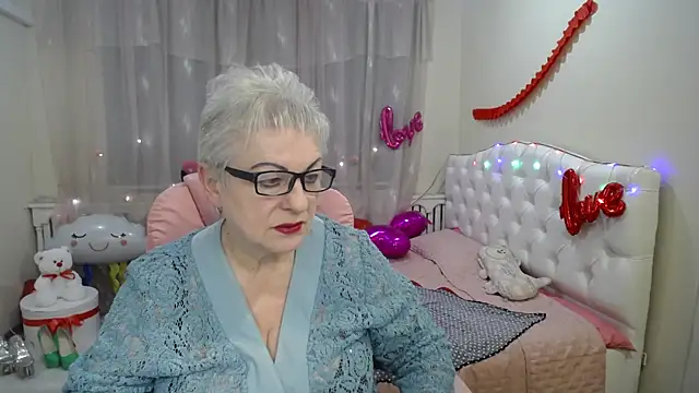 KayleSmoll online show from March 13, 2025, 1:32 am