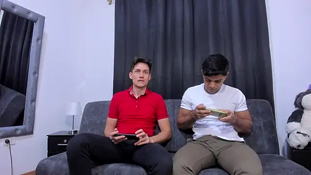 Snapshot of Luciano_and_Marlon chatting on October 12, 2025, 10:05 am Luciano and Marlon online show from October 12, 2025, 10:05 am