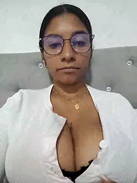 Sofythom1 online show from March 15, 2026, 12:28 am