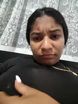 Sofythom1 online show from February 22, 2026, 11:39 pm