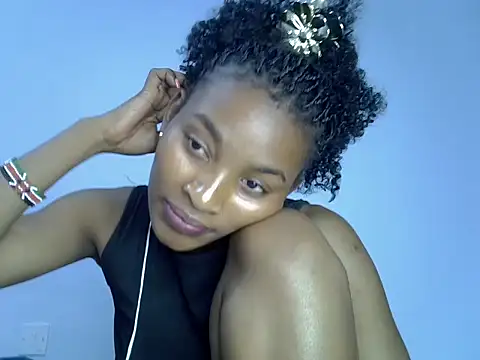 cute-alexis online show from September 12, 2025, 8:52 pm