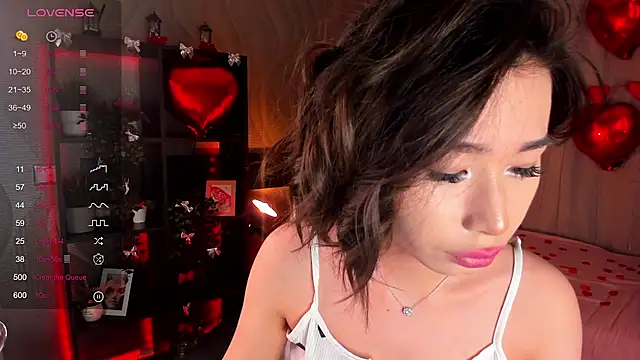 Snapshot of sensualily chatting on February 13, 2026, 3:45 pm sensualily online show from February 13, 2026, 3:45 pm