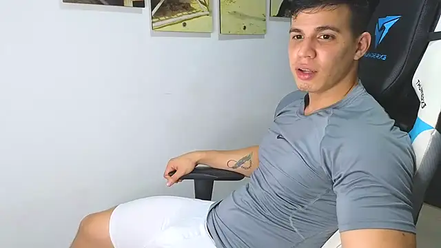 Ethanstill1 online show from January 28, 2025, 3:25 am