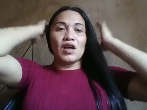 iaradias online show from October 18, 2025, 6:43 pm