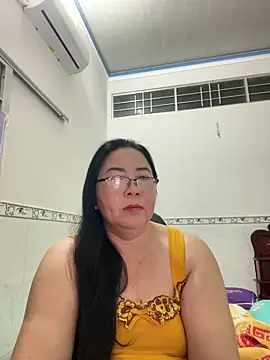 Snapshot of NDith chatting on March 19, 2025, 7:06 pm NDith online show from March 19, 2025, 7:06 pm
