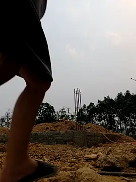 lyna bl online show from April 3, 2026, 10:00 am