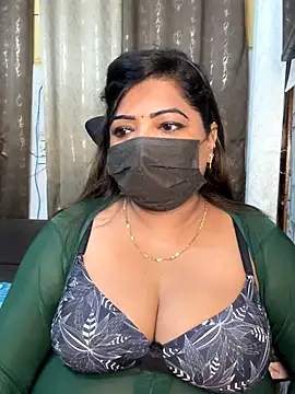 Oh-Monika online show from October 3, 2025, 3:24 pm