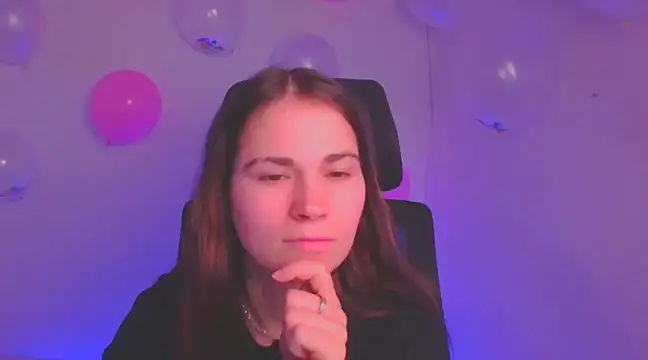 Loon Amore online show from February 13, 2025, 11:15 pm