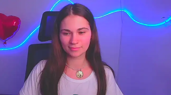 Loon Amore online show from February 23, 2025, 10:42 pm