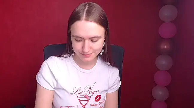 Gabriellagirl online show from February 18, 2025, 8:03 pm