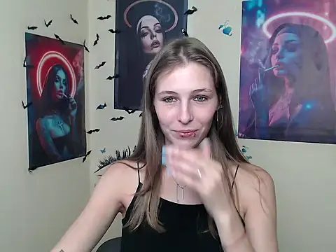 StrangerGi online show from September 11, 2025, 12:05 pm