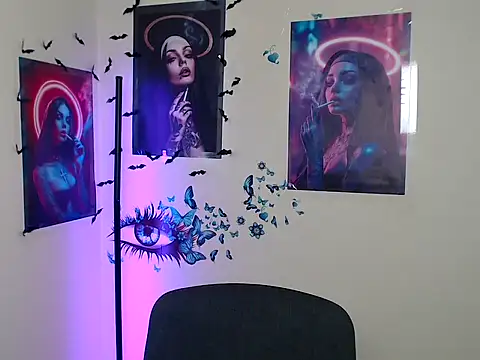 StrangerGi online show from October 9, 2025, 6:14 am