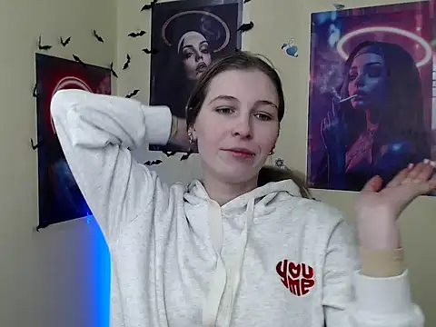 StrangerGi online show from January 13, 2026, 7:34 am