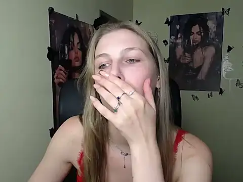 StrangerGi online show from June 11, 2026, 12:32 am