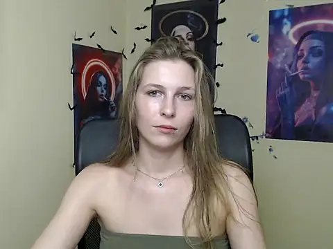 StrangerGi online show from June 11, 2026, 8:06 pm