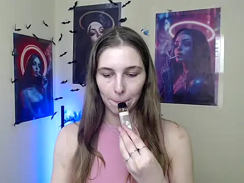 Snapshot of StrangerGi chatting on February 12, 2026, 12:38 pm StrangerGi online show from February 12, 2026, 12:38 pm