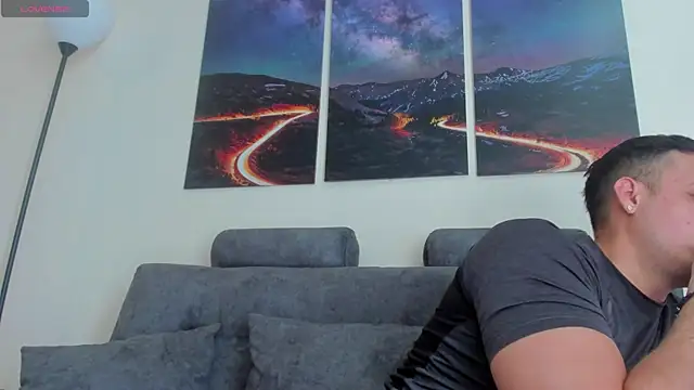 Snapshot of matt_saill chatting on February 28, 2025, 8:07 pm matt saill online show from February 28, 2025, 8:07 pm