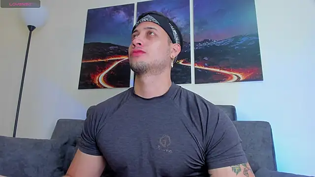 Snapshot of matt_saill chatting on March 7, 2025, 1:07 pm matt saill online show from March 7, 2025, 1:07 pm