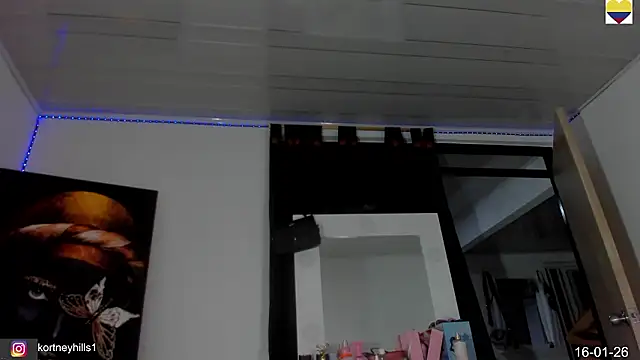 Snapshot of sexykortney chatting on January 17, 2026, 3:43 am sexykortney online show from January 17, 2026, 3:43 am