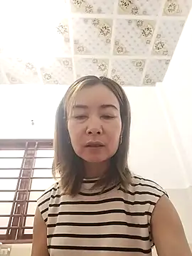 Sexy-ladyboobs20 online show from October 23, 2025, 1:26 am