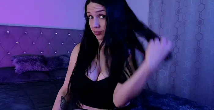 Snapshot of cristal_hilton_10 chatting on February 17, 2026, 11:13 pm cristal hilton 10 online show from February 17, 2026, 11:13 pm