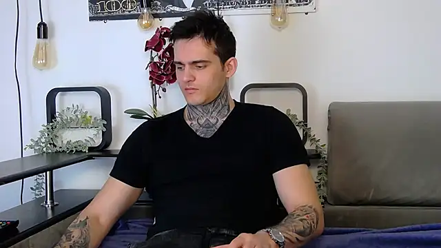 CarterCole online show from March 20, 2025, 1:48 pm