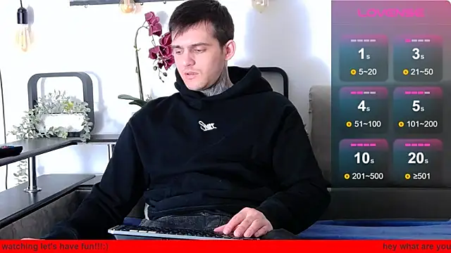 CarterCole online show from March 23, 2025, 8:04 am