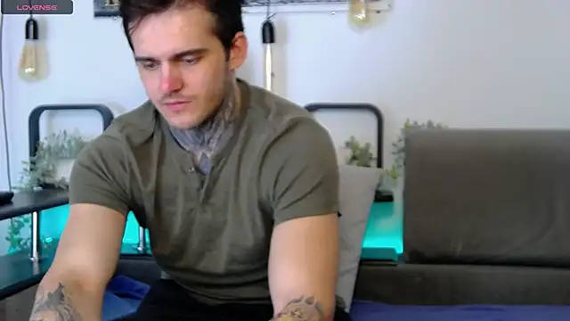 CarterCole online show from March 8, 2025, 11:37 am