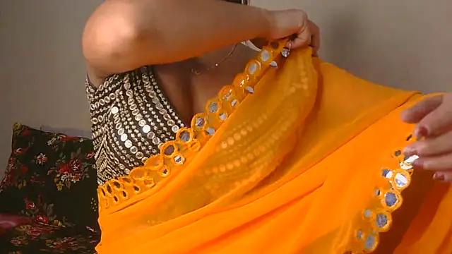 sexy shivi online show from May 8, 2026, 3:38 pm