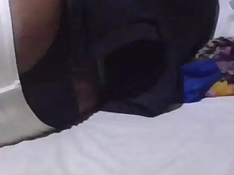 Snapshot of Bootiq chatting on December 2, 2025, 10:00 pm Bootiq online show from December 2, 2025, 10:00 pm