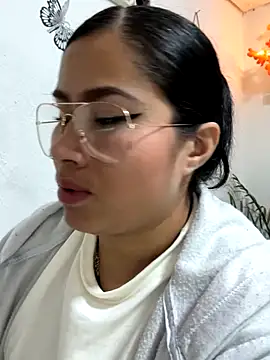 Sweet  Nurse1 online show from December 3, 2025, 7:13 pm