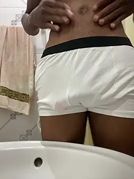 kidnovo online show from December 8, 2024, 5:33 pm