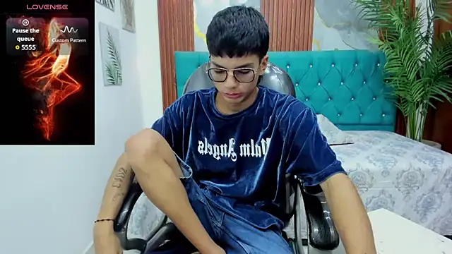 Snapshot of Noha_scott chatting on February 27, 2026, 11:04 pm Noha scott online show from February 27, 2026, 11:04 pm