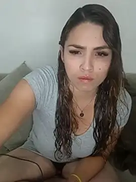 Snapshot of fany_secret chatting on October 18, 2025, 7:32 am fany secret online show from October 18, 2025, 7:32 am