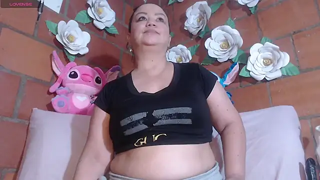 IngritBitch online show from March 14, 2026, 10:10 am