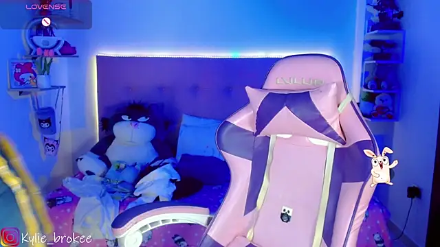 Kylie brokee online show from March 2, 2025, 9:08 pm