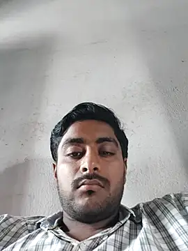 Snapshot of lm12334 chatting on October 3, 2025, 9:33 am lm12334 online show from October 3, 2025, 9:33 am