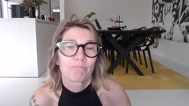 godinflower online show from February 1, 2026, 9:29 am