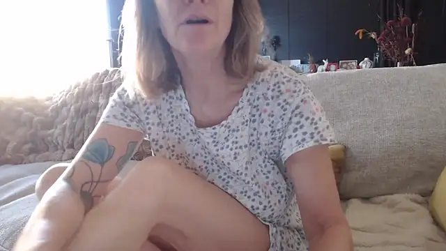 godinflower online show from April 8, 2026, 8:38 am