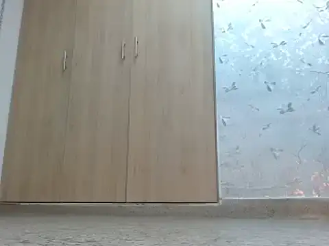 PaulinaRubio  online show from February 28, 2025, 10:17 pm