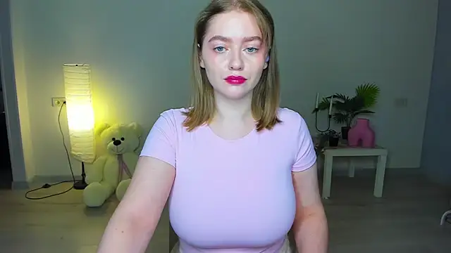 AidaPerry online show from October 11, 2025, 6:53 pm