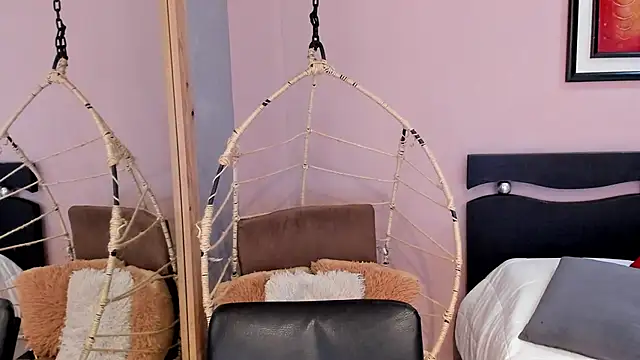 Snapshot of StefyGil_ chatting on October 12, 2025, 12:17 pm StefyGil online show from October 12, 2025, 12:17 pm