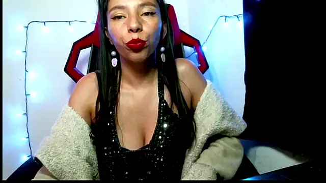 catalina colombia online show from March 5, 2025, 11:16 pm