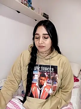 Juanamd1 online show from February 25, 2025, 11:21 am