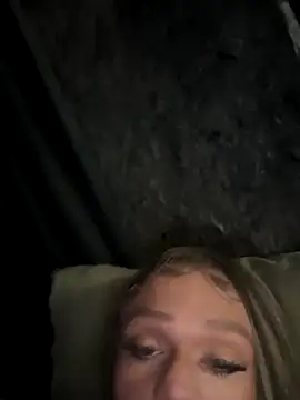 ImCarolinaCutiexxx online show from November 28, 2025, 12:49 pm