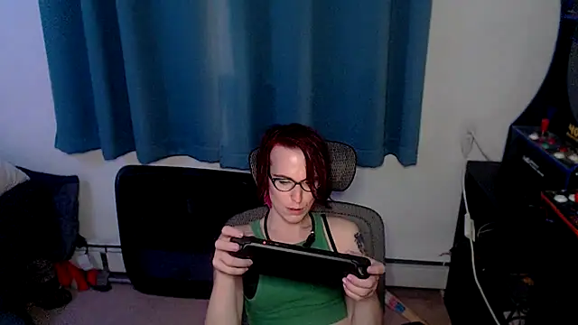 Snapshot of RyffBurnz chatting on November 26, 2025, 5:07 am RyffBurnz online show from November 26, 2025, 5:07 am